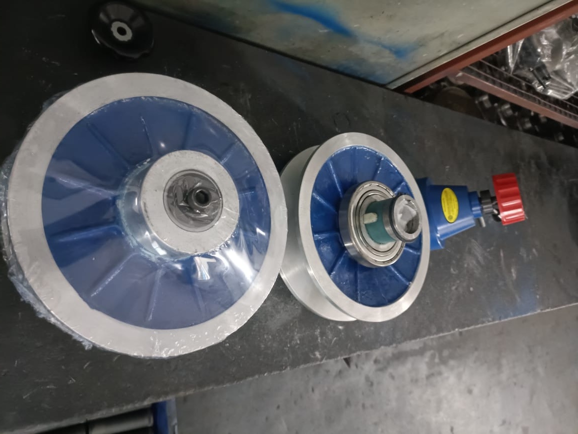  Fixed Center Variable Speed Pulleys (FC Series) 